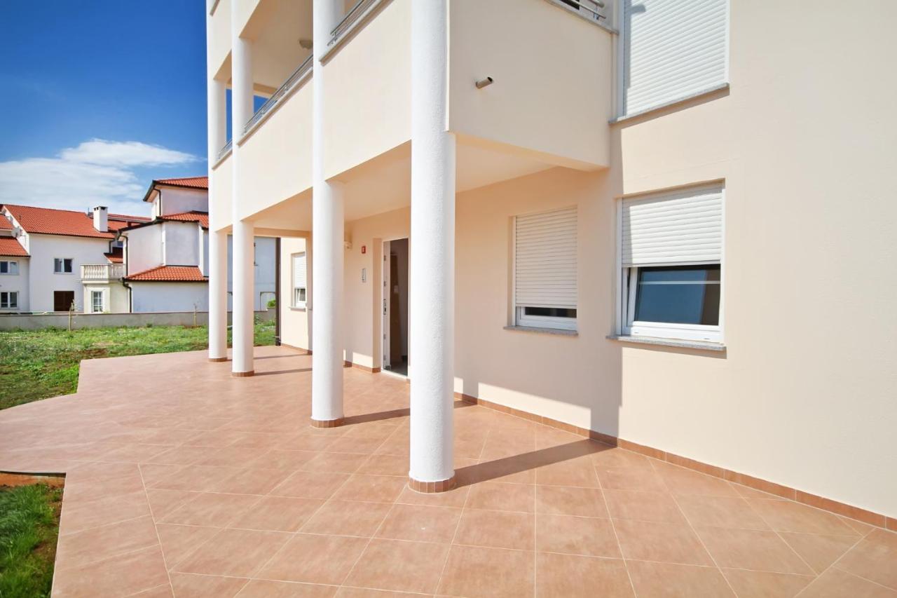 Loren - Mali - Second Floor Medulin Exterior foto